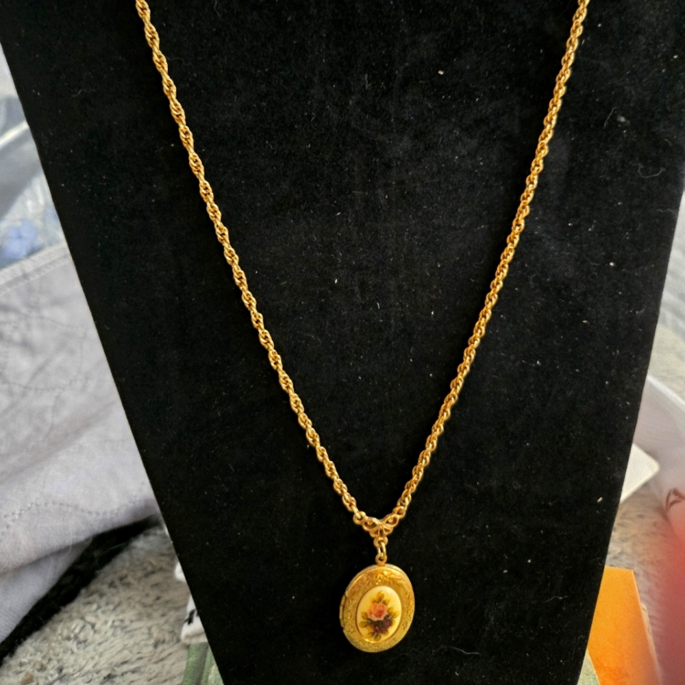 Gold-Tone Floral Locket Necklace - Women Jewelry